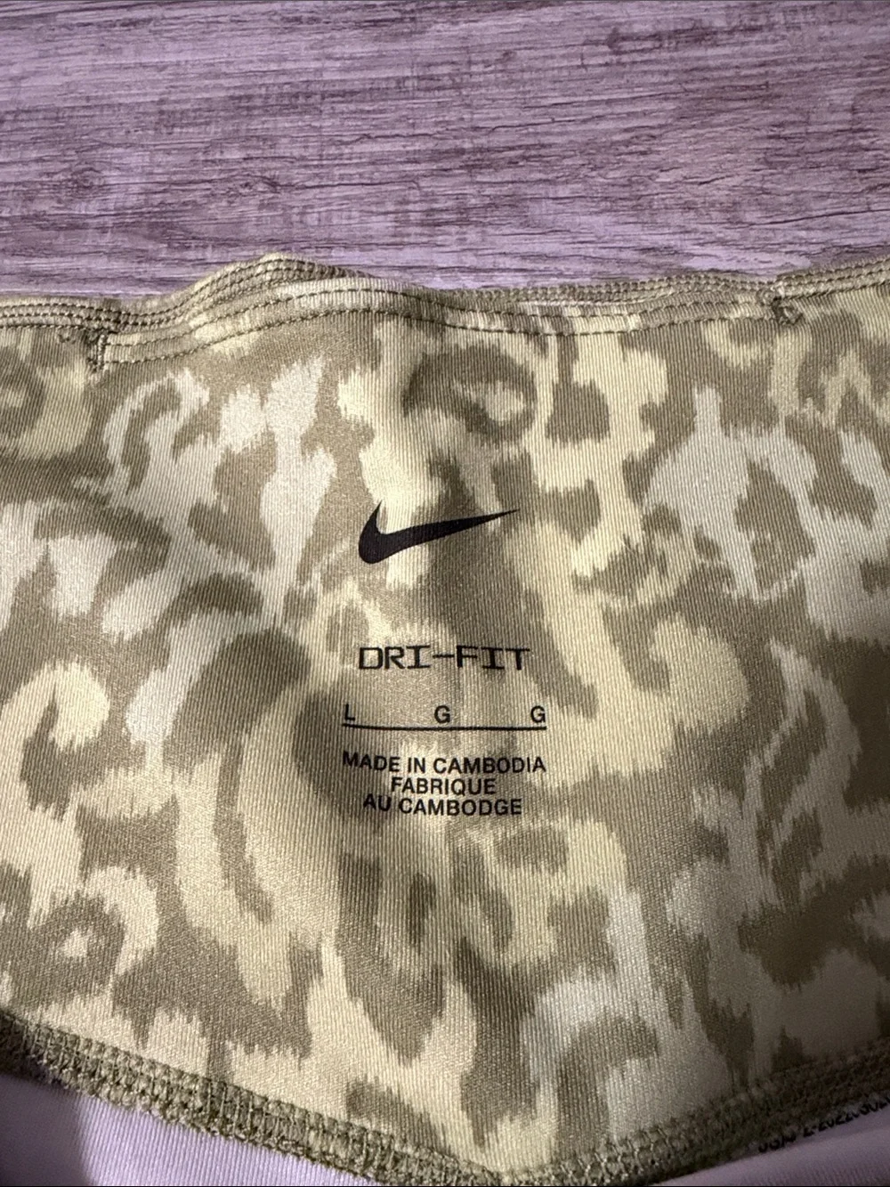 Women’s Green Nike leggings 💚 - Picture 4 of 5